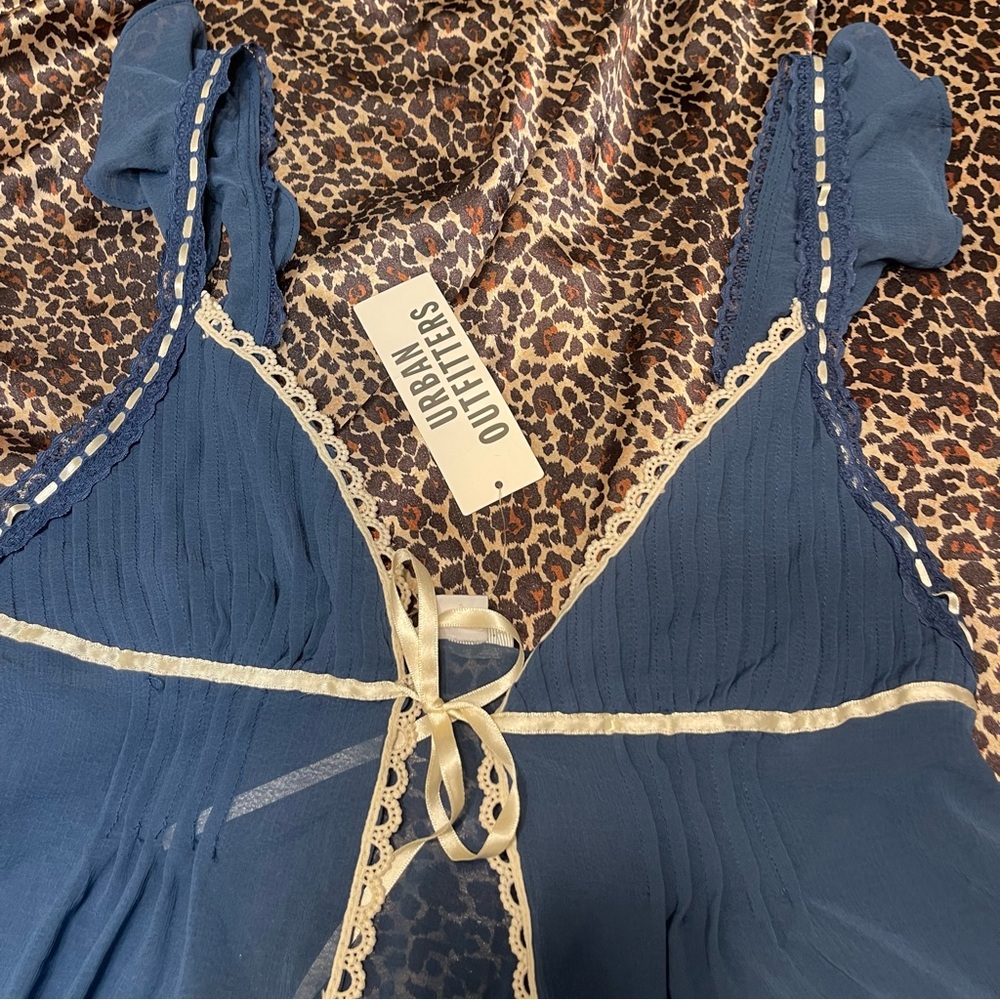 Kimchi Blue Too Cute Flyaway Babydoll Top - Picture 11 of 11